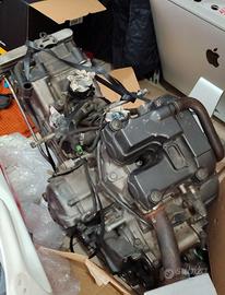 motore honda VTR 1000 f firestorm da sistemare