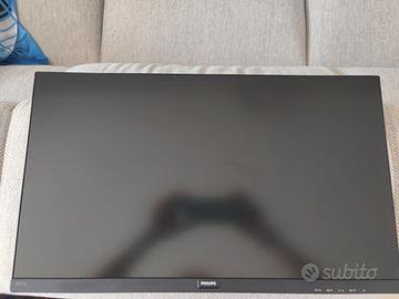 Schermo Philips V Line da 24'' + tastiera e mouse