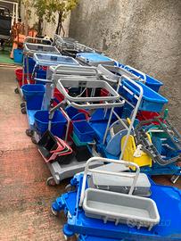 Carrelli combinati per pulizie