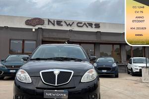 Lancia Ypsilon 1.3 MJT 75 CV Argento