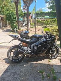 Yamaha R6