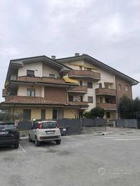 Immobile in asta di 88 m² con 3 locali e box auto 