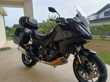 Honda NT 1100 DCT