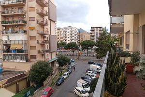 4 vani 140 mq. con 3camere letto pressi Motel Agip