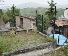 CASA SEMINDIPENDENTE A TAGLIACOZZO