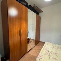 armadio 6ante + giroletto