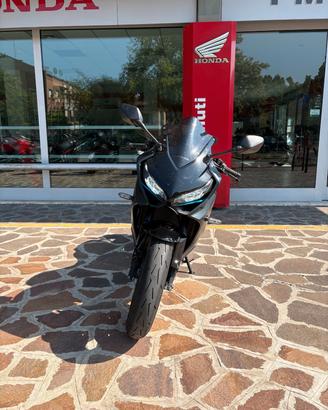 Honda CBR 650 R