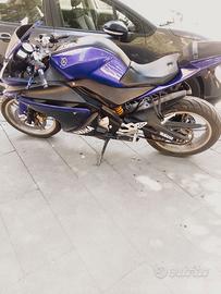 Yamaha 125 yzf anno 2008