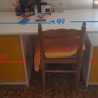 Scrivania e comodino per cameretta