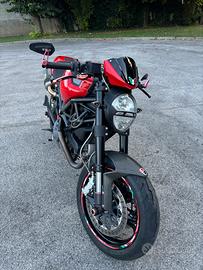 ducati monster 696+ A2