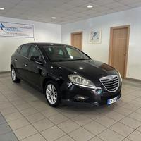 LANCIA Delta 1.6 MJT DPF Silver