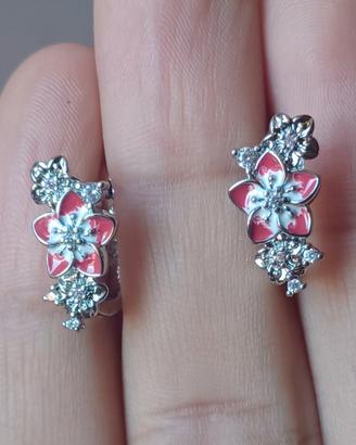 Orecchini fiore rosa in argento con zirconi 