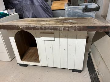 Cuccia cane gatto in legno