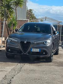 Stelvio veloce q4 210cv ByThek 