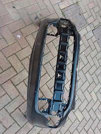 paraurti  anteriore  nuovo