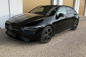 CLA 200 Automatic Shooting Brake Premium Night