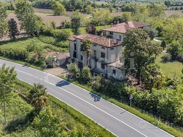 Rustico/Casale/Corte Teglio Veneto [15VRG]