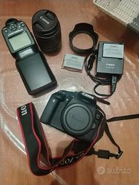 Canon 700D Obiettivo 18 55 flash paraluce batterie