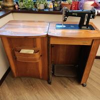 Macchina da cucire NECCHI d epoca con mobiletto