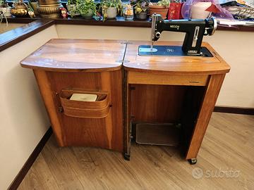 Macchina da cucire NECCHI d epoca con mobiletto