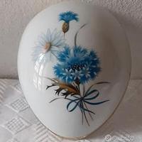 Metà uovo in porcellana