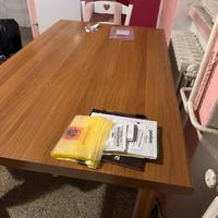 Tavolo allungabile in legno