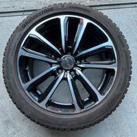 4 Cerchi + 4 Gomme  montati pari a nuovo (2000km)