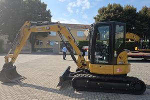 Escavatore cingolato Caterpillar 305