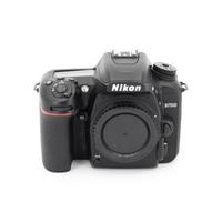 Nikon D7500