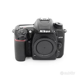 Nikon D7500