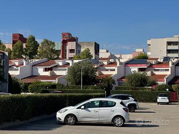Taranto due villa su tre livelli con ascensore