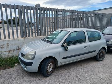 RENAULT Clio 2ª serie - 2004