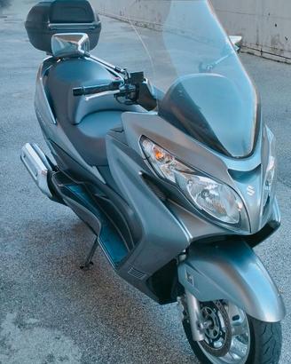 Suzuki Burgman 400