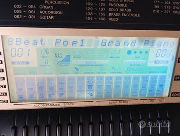 Yamaha PSR-730 con emulatore Floppy USB