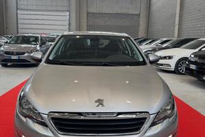 Peugeot 308 II 2015 5p 1.6 hdi 8v Active 92cv fap