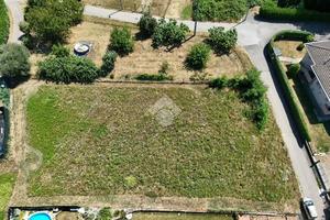 TER. RESIDENZIALE A CARONNO VARESINO