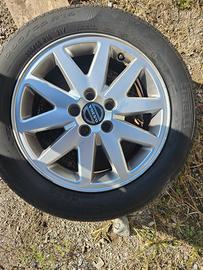 4 gomme estive usate con cerchio, 205 55 R16