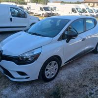 RENAULT CLIO - AUTOCARRO 2 POSTI