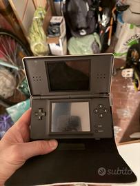 Nintendo ds lite guitar hero