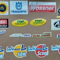 Mix 17 adesivi nuovi stickers scooter
