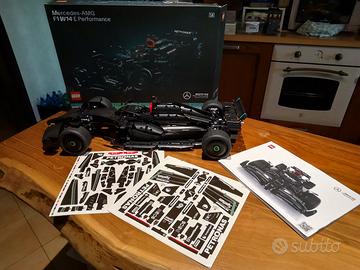 Mercedes-AMG F1 W14 E Performance Compatibile 
