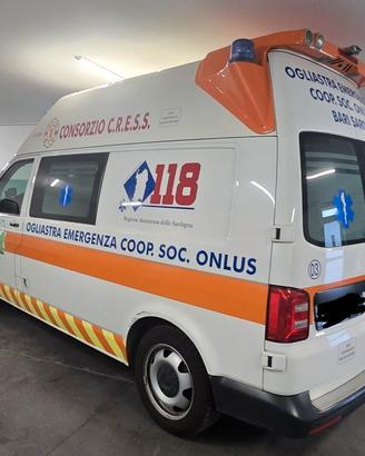 Ambulanza Volkswagen Kombi 2016 15.000€