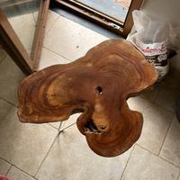 Tavolino legno di ulivo