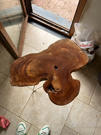 Tavolino legno di ulivo