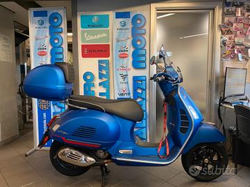 Vespa GTS 300 hpe SuperSport