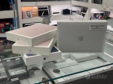 Apple MacBook NEO 13" 8/ 256GB - NUOVO
