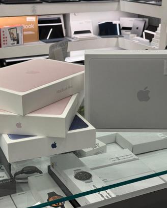 Apple MacBook NEO 13" 8/ 256GB - NUOVO