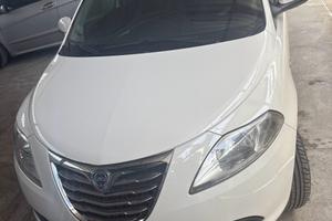 Ypsilon 900turbo