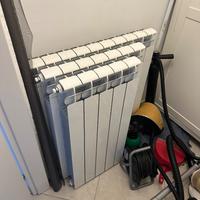 3x termosifoni nuovi e mai utilizzati della marca