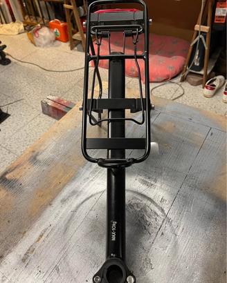 Portapacchi comprensivo di borse